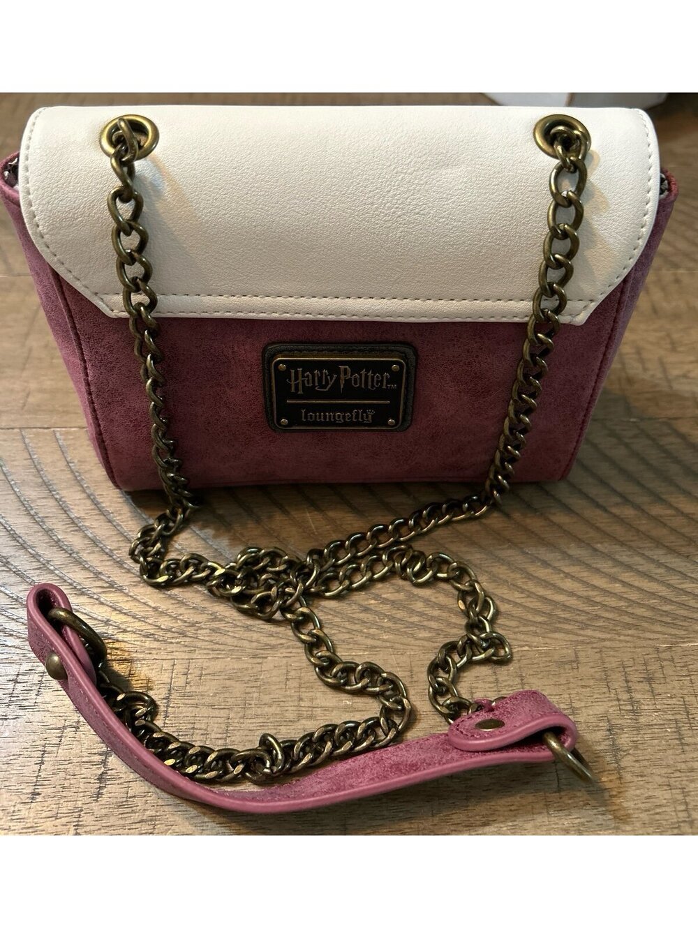 Loungefly Harry Potter Hogwarts Express Ticket Crossbody Bag - Picture 6 of 7